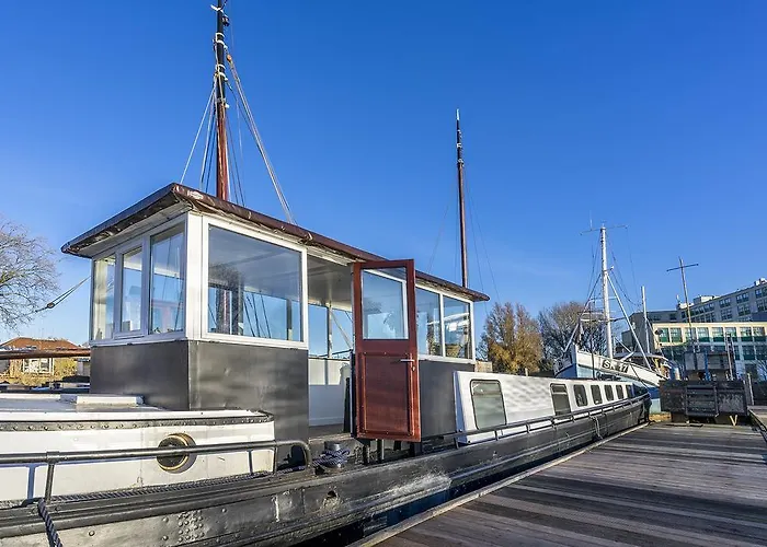 Asile Flottant * Amsterdam